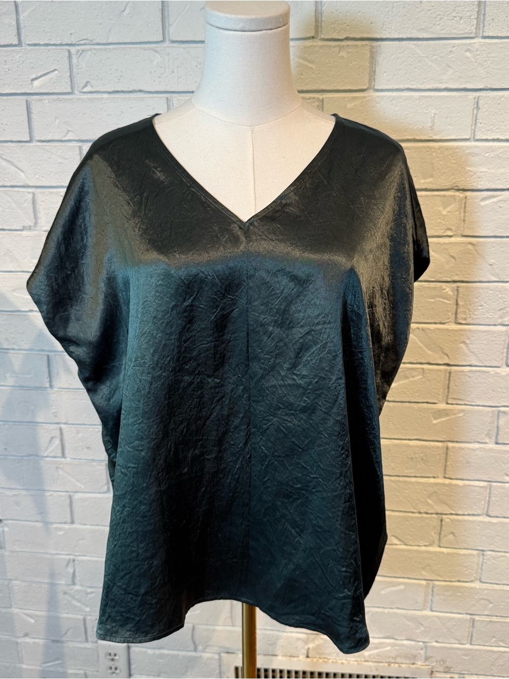 Eileen Fisher Green Satin Top Boxy Shirt Womens M